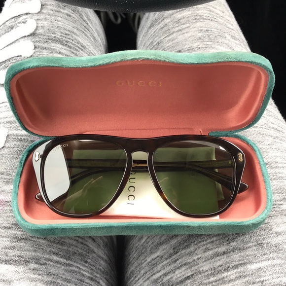 GUCCI SUNGLASSES - Picture 1 of 5